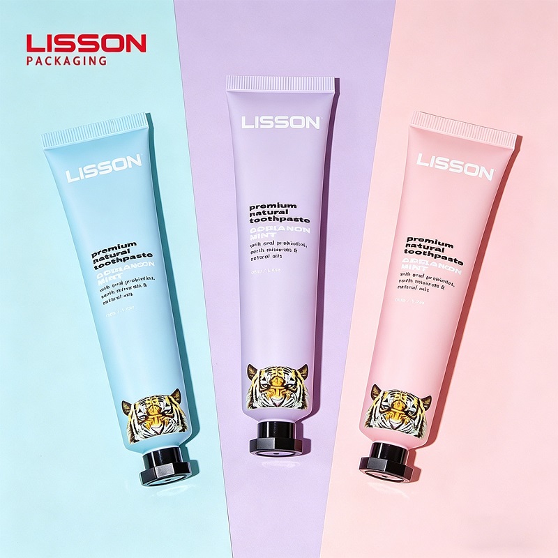 D30 plastic packaging tube