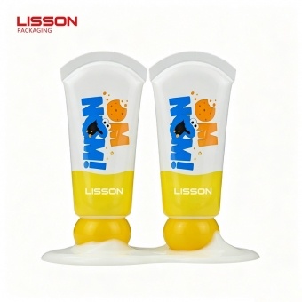 Симпатичные тюбики с сферическими крышками для детской косметики.